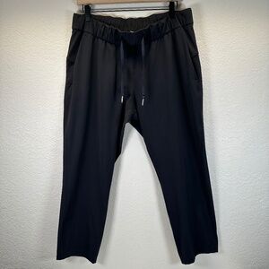 Lululemon Pants Women's 10 High Rise 7/8 Black Drawcord Front Pockets Activewear